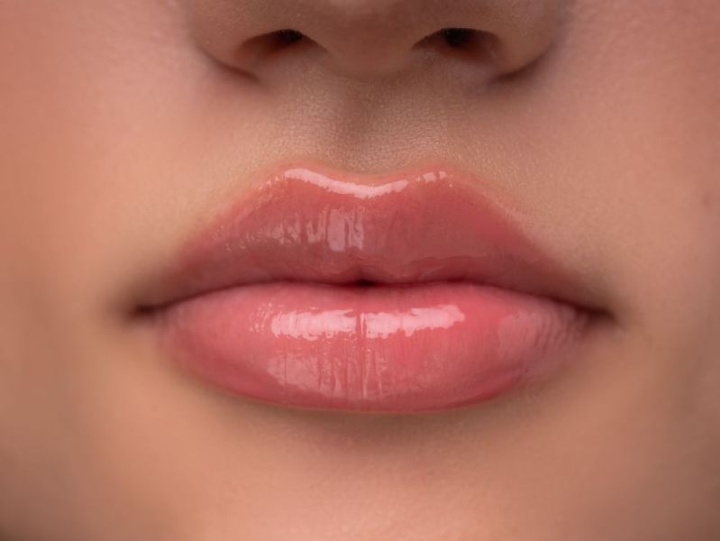 ZOLA Олія для губ Pink Kiss ZOLA Олія для губ Pink Kiss фото